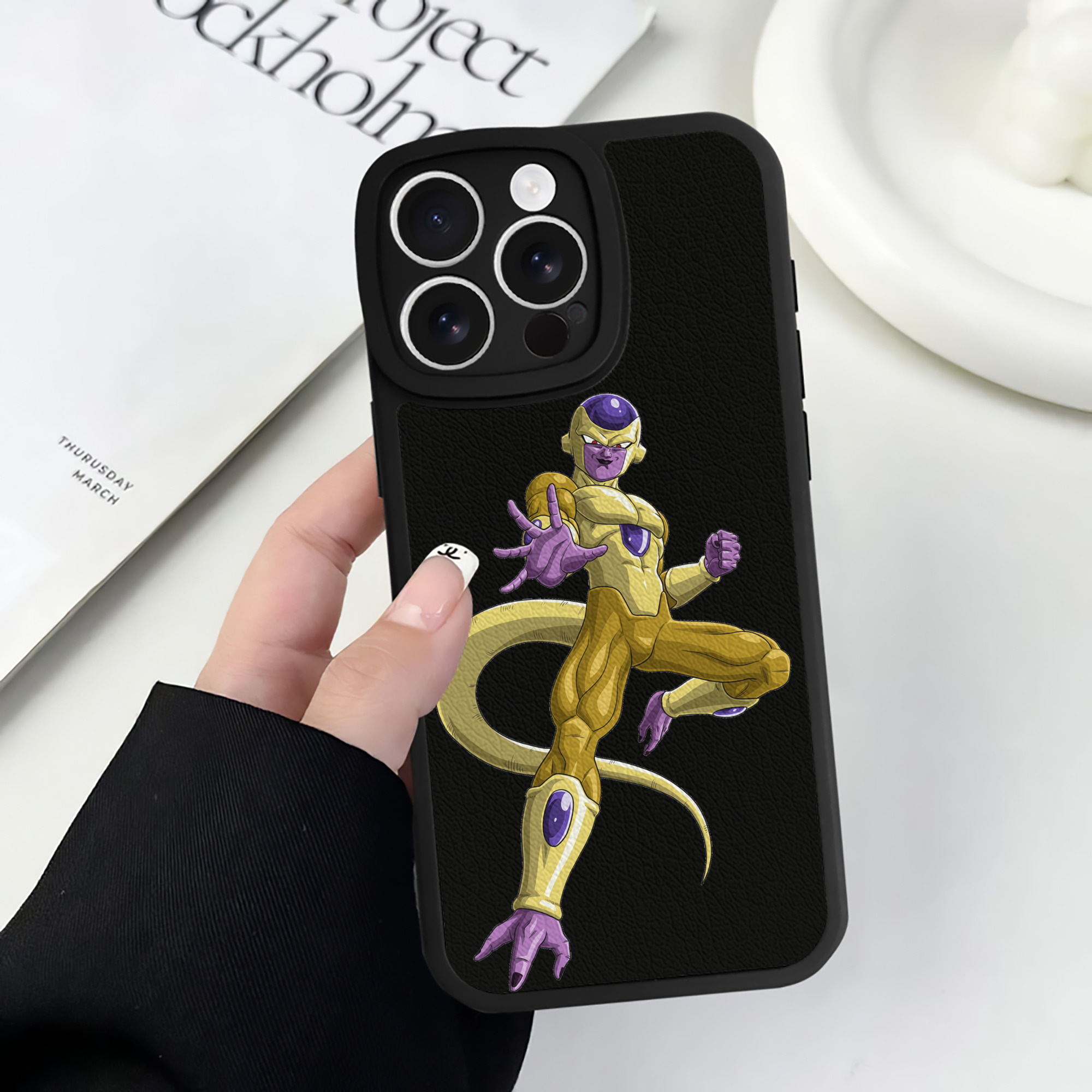 （画像用） ドラゴンボール フリーザ DRAGON BALL Frieza 【iPhone 16シリーズ対応】シリコンスマホケース（レザー調） 材質：シリコン